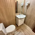 Belvedere Club Place *
