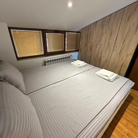 Belvedere Club Place 公寓